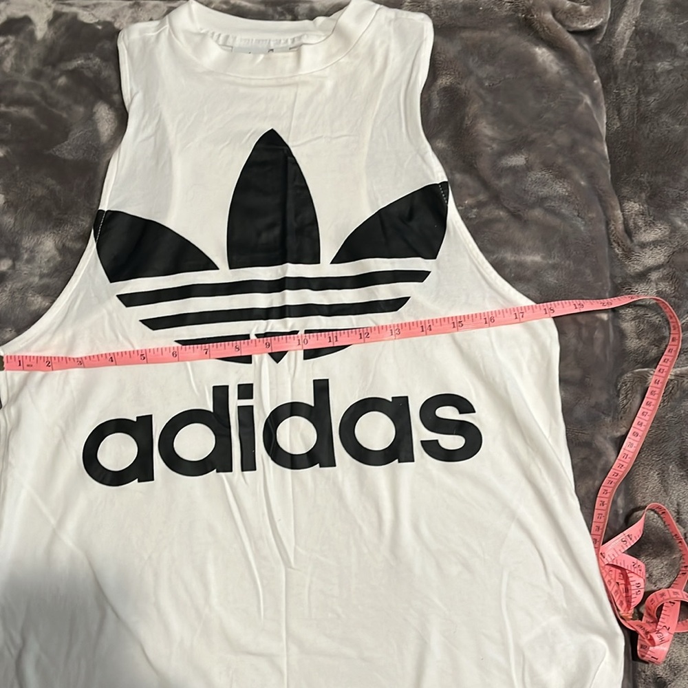 Adidas tank - Picture 2 of 7
